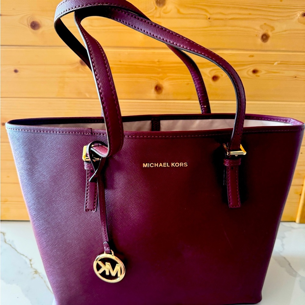 Michael Kors leather deep burgandy colored tote bag!